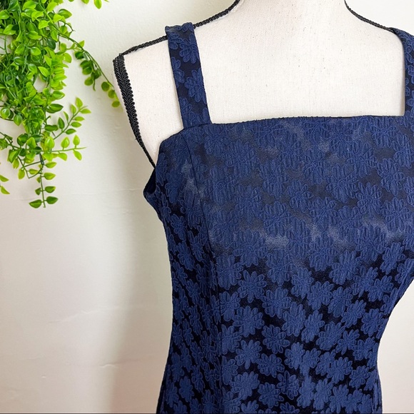 Vintage Triangle City Blue Emobroidered Floral Summer Dress Medium - Picture 2 of 10